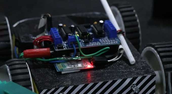 Students exhibit their technical acumen and designed an electric car model from scratch during the ‘RC Extreme – Drag it to the Last Limit’ - LPU