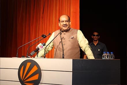 Award Ceremony Study Grant LPU